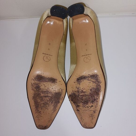 St. John Gold Satin Sequin Studded Toe Cap Heel Pumps Made in Italy Vintage SZ 8 - Picture 11 of 11